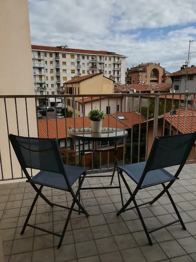 Rovelli Room Bergamo Lägenhet